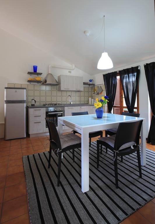 דירות וירג'יו Casa Guglielmo מראה חיצוני תמונה