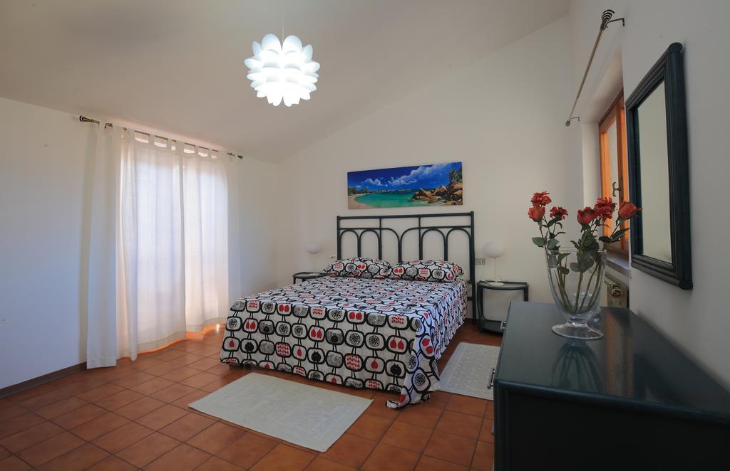 דירות וירג'יו Casa Guglielmo מראה חיצוני תמונה
